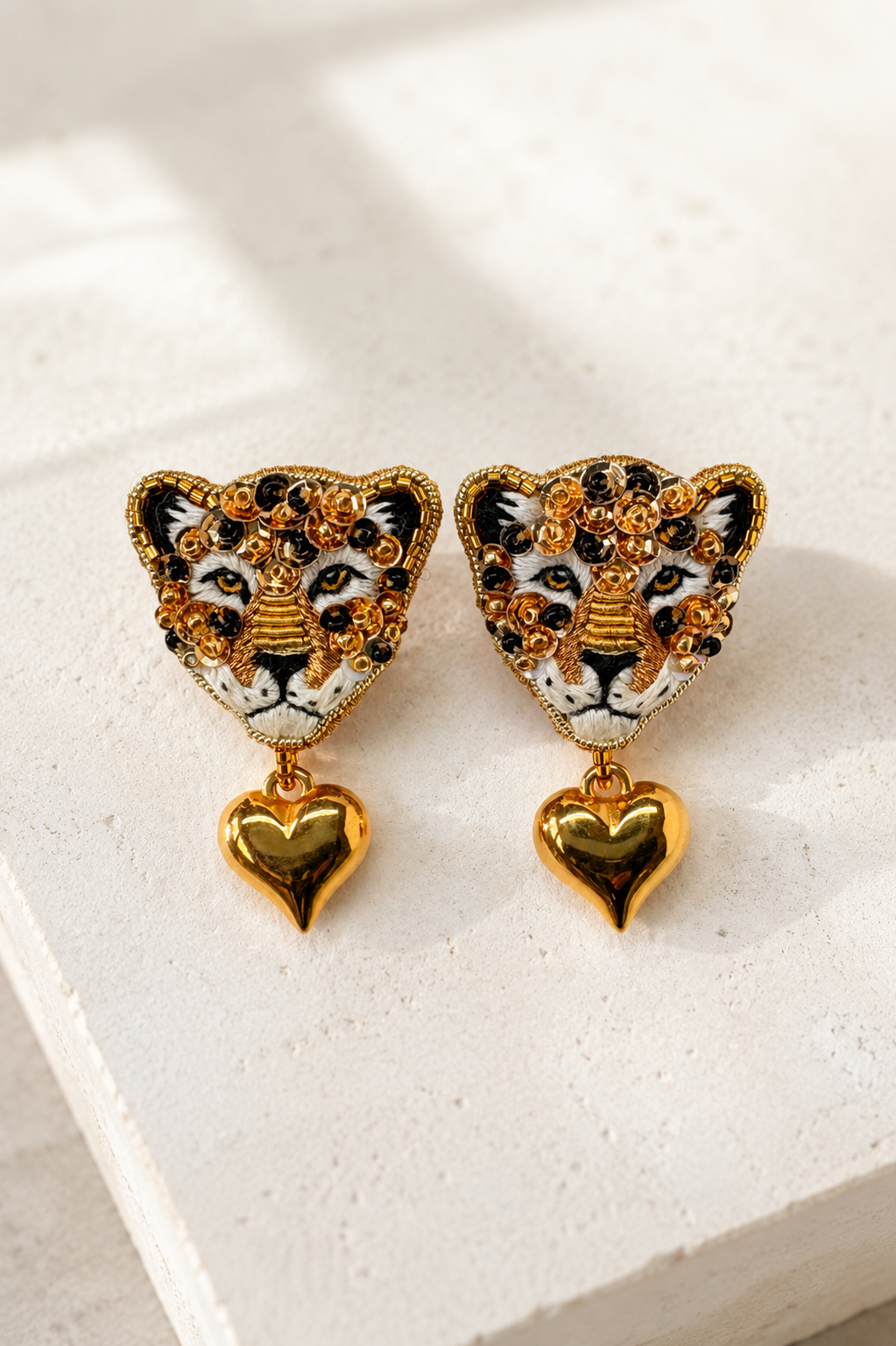 Coeur  Fauve — boucles d’oreilles