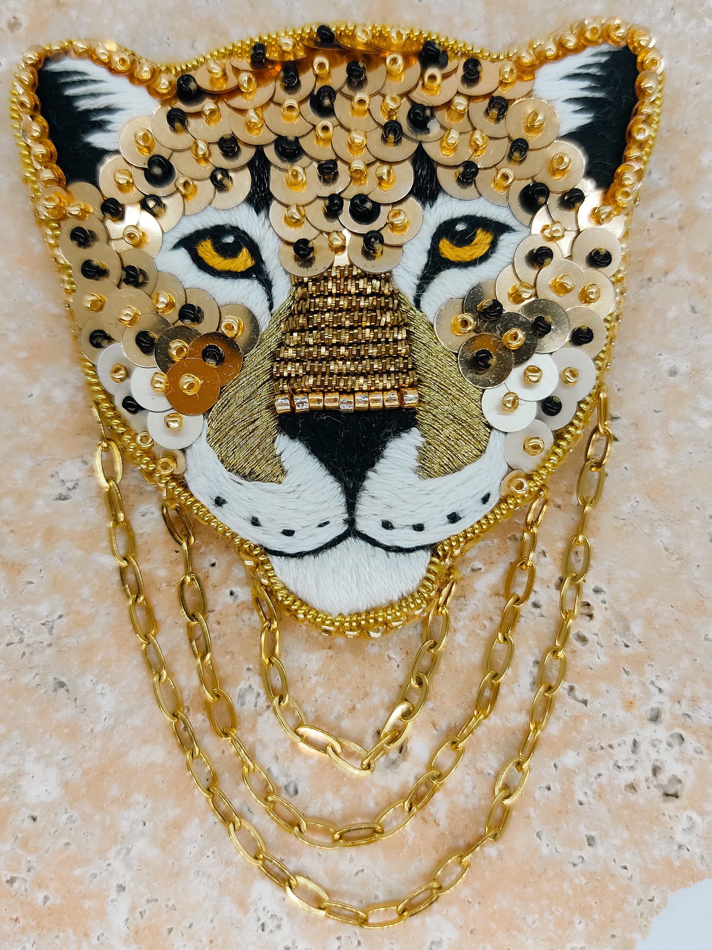 Jaguar VI — broche